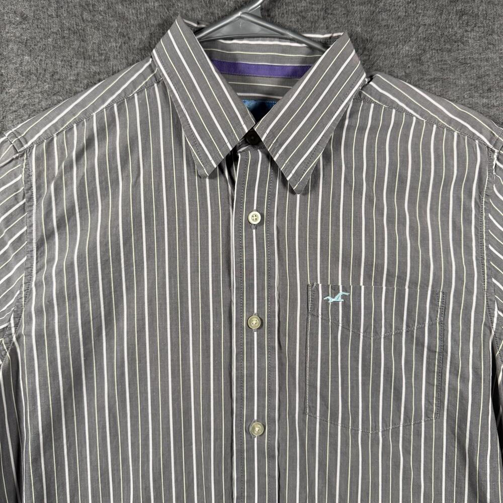 Hollister Shirt Mens Medium Gray Striped Long Sleeve Button Up Logo Hong Kong